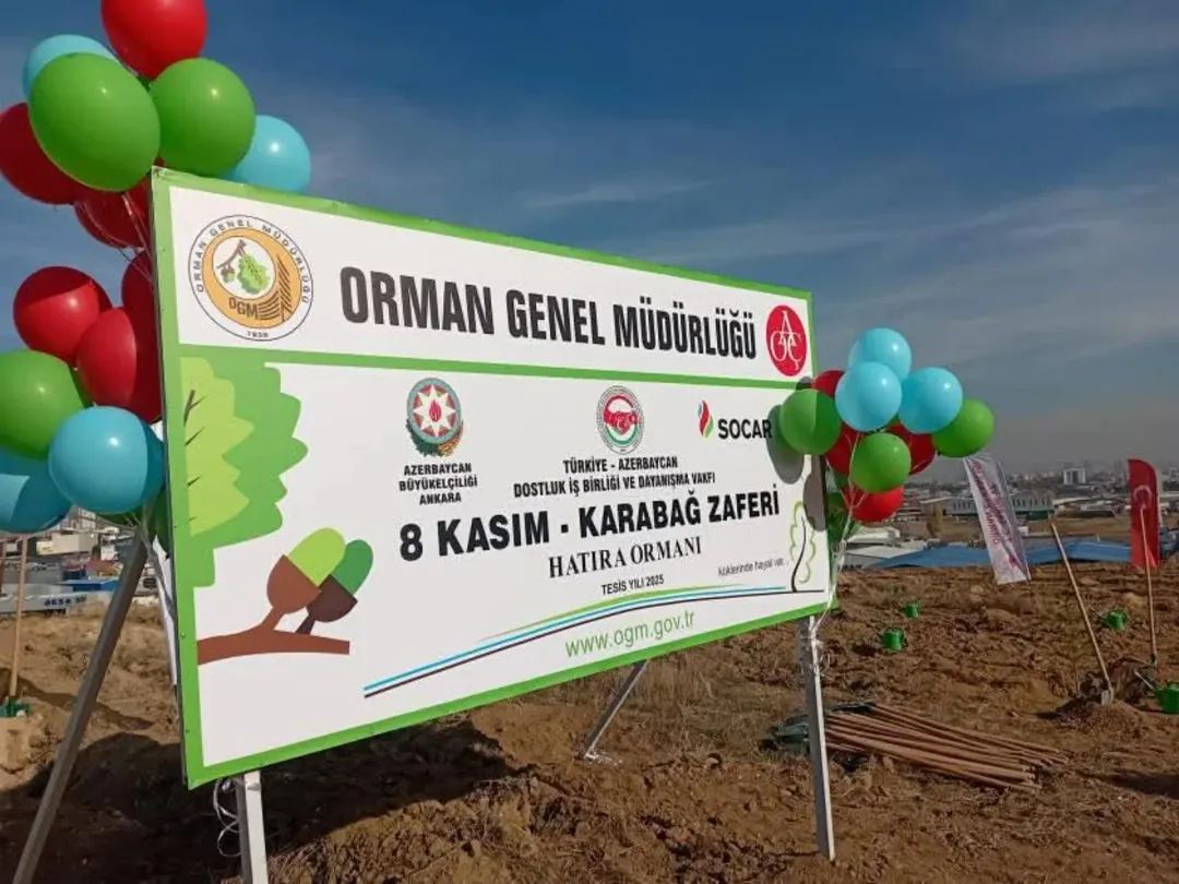 Prof. Dr. Aygün Attar’dan Ömer Hekim Anısına Anıt Ağaç