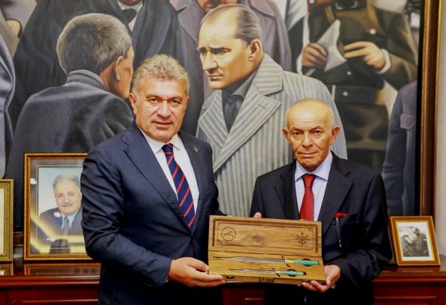 Öner Hekim’den Başkan Sıbıç’a önemli ziyaret